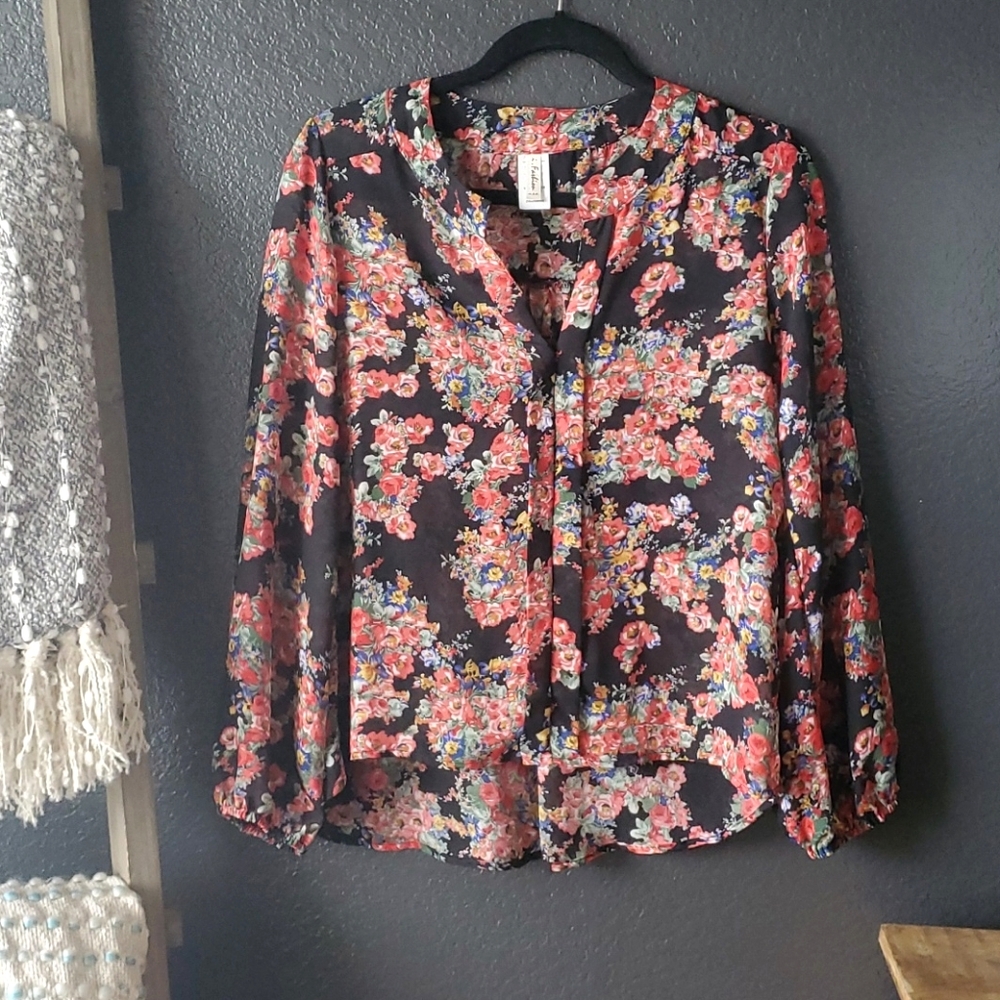 Long Sleeve Rayon Blouse - Medium